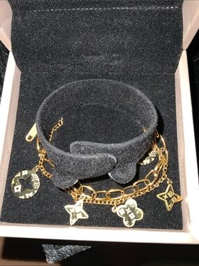 Gold Charm Bracelet - Women Jewelry